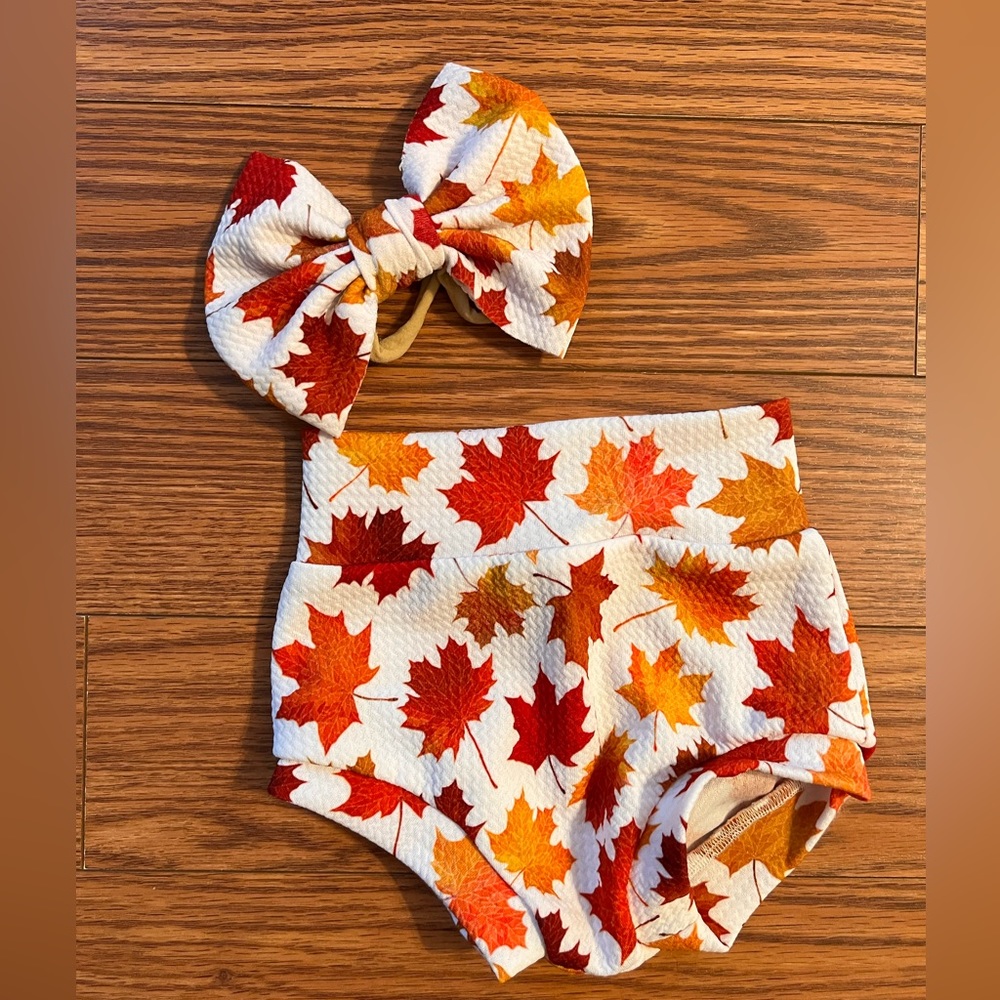 Boutique Fall Leaf Bummies and Bow Set